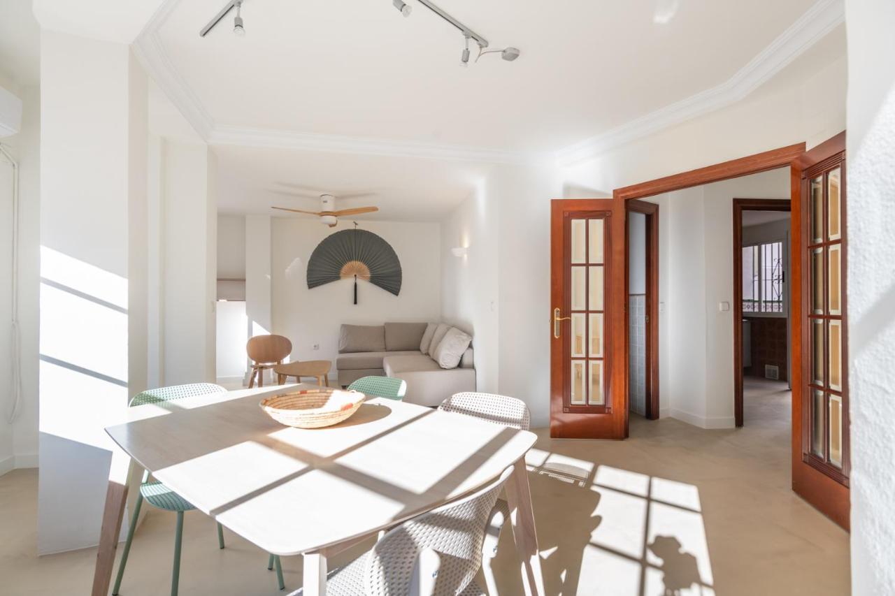 Amplio Apartamento Trinidad By Renthas Apartment Malaga Ngoại thất bức ảnh